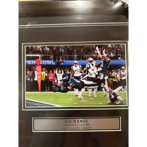 Zach Ertz signed autographed Philadelphia Eagles 8x10 Photo framed Collage JSA - Picture 4 of 6